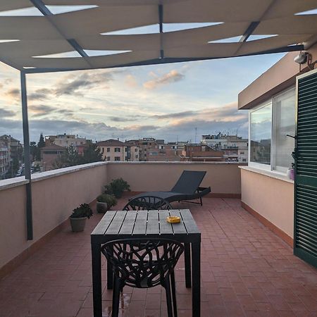 Casetta Sole, Superattico Con Terrazzo Vicino San Pietro, New Roma Dış mekan fotoğraf