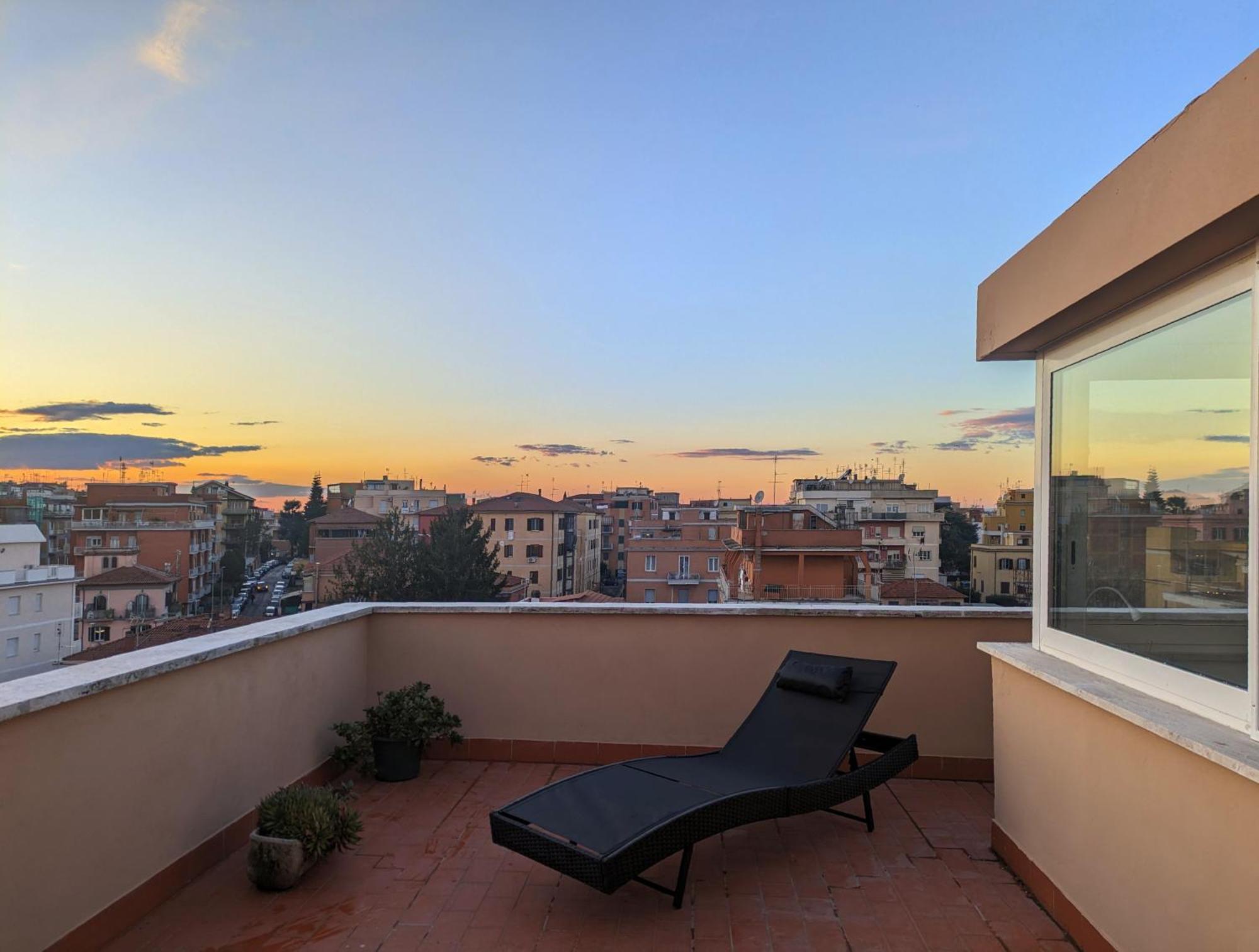 Casetta Sole, Superattico Con Terrazzo Vicino San Pietro, New Roma Dış mekan fotoğraf
